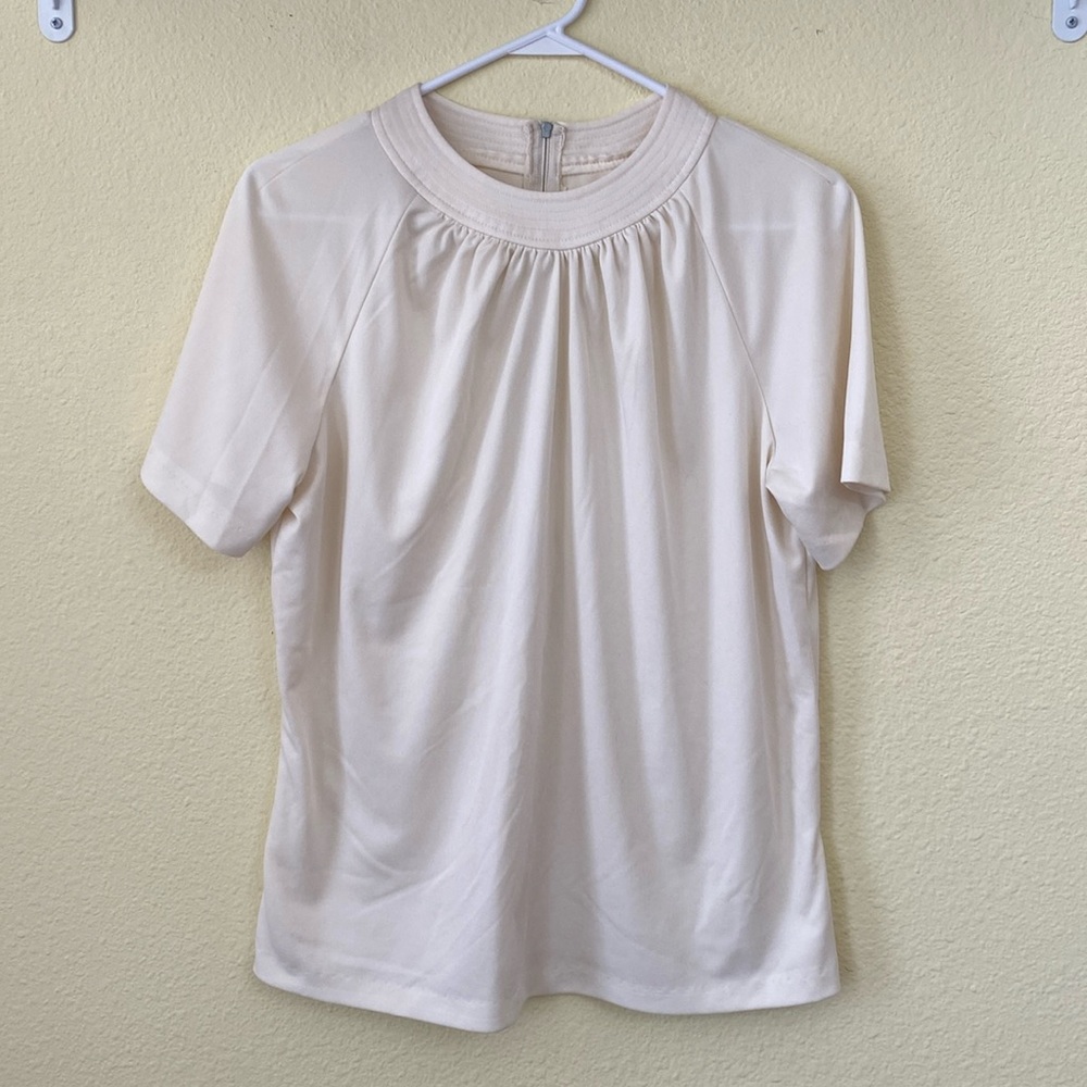 Shaker Sport Vintage Top with Back Zipper